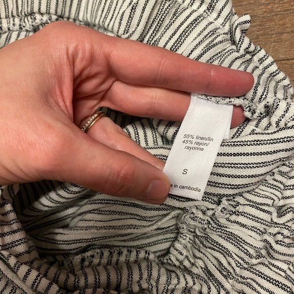 NWOT Maurices Striped Linen Blend Pull On Tie Waist Paper bag Pants Size Small - Picture 4 of 5